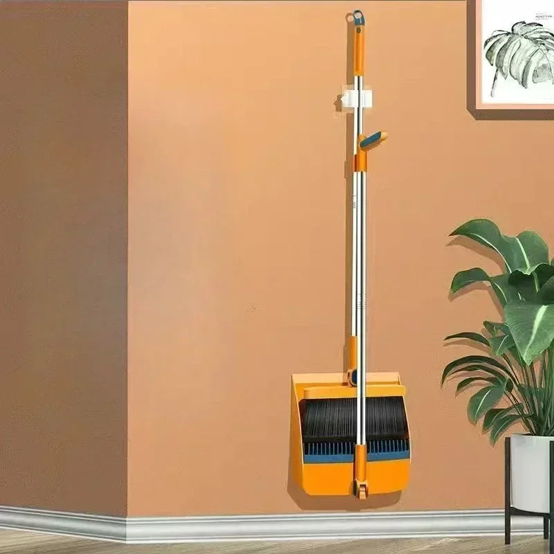 Foldable garbage shovel broom