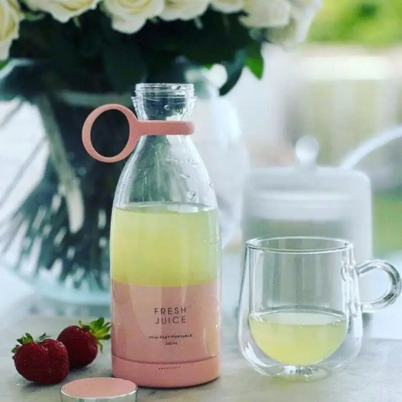 Mini Portable Electric Juicer